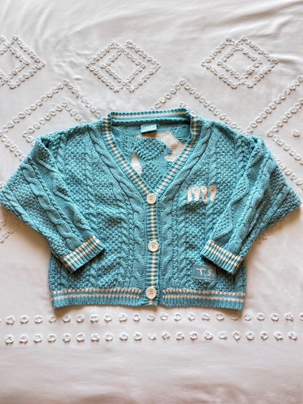 Taylor Swift 1989 Cardigan